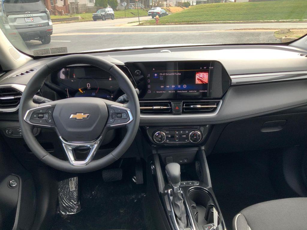 new 2026 Chevrolet TrailBlazer car, priced at $30,475