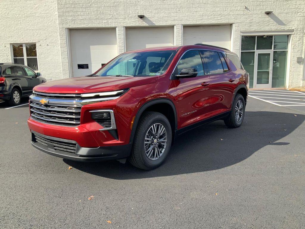 new 2026 Chevrolet Traverse car, priced at $44,310