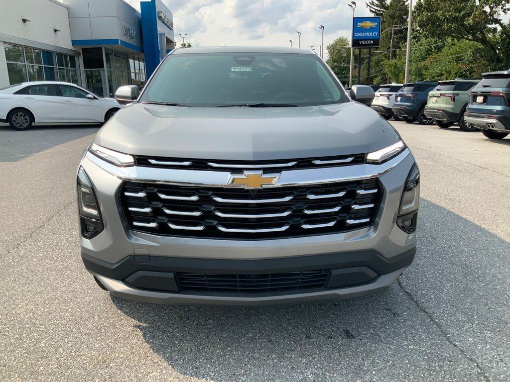 new 2026 Chevrolet Equinox car, priced at $33,651