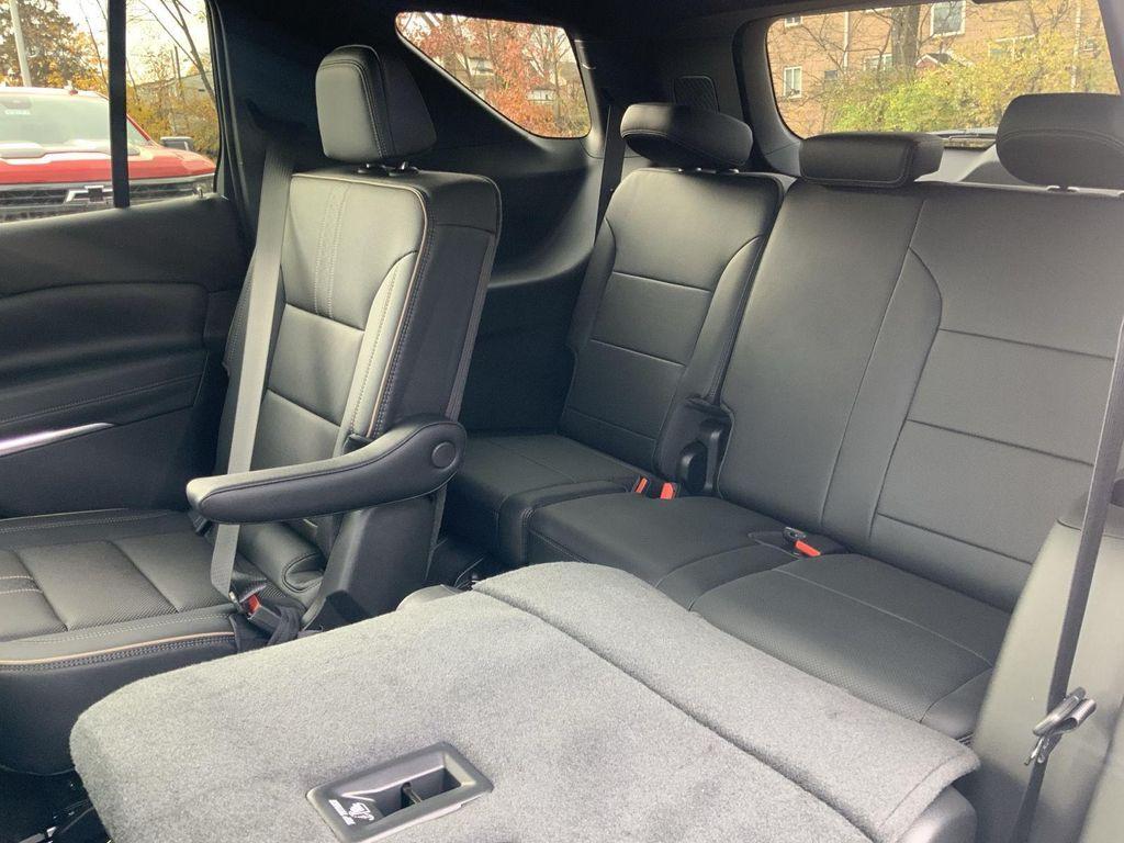 new 2026 Chevrolet Traverse car, priced at $56,594