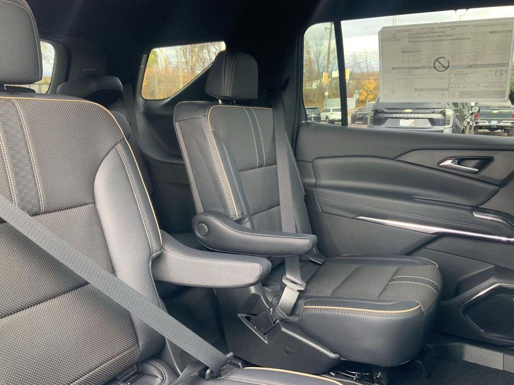 new 2026 Chevrolet Traverse car, priced at $56,594