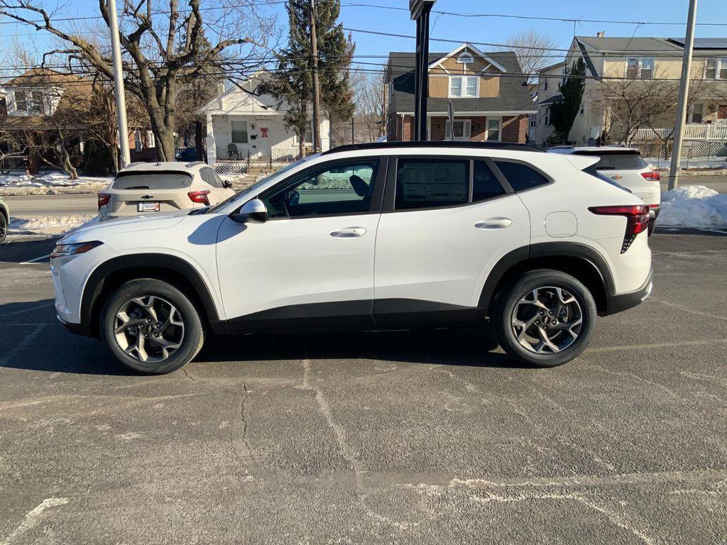 new 2026 Chevrolet Trax car, priced at $25,385