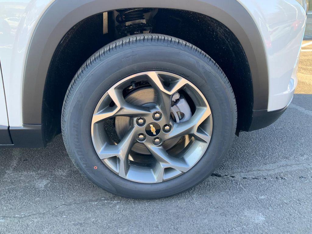 new 2026 Chevrolet Trax car, priced at $25,385