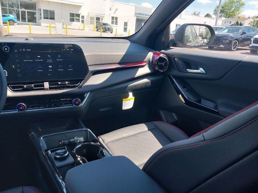 new 2025 Chevrolet Equinox car, priced at $33,845