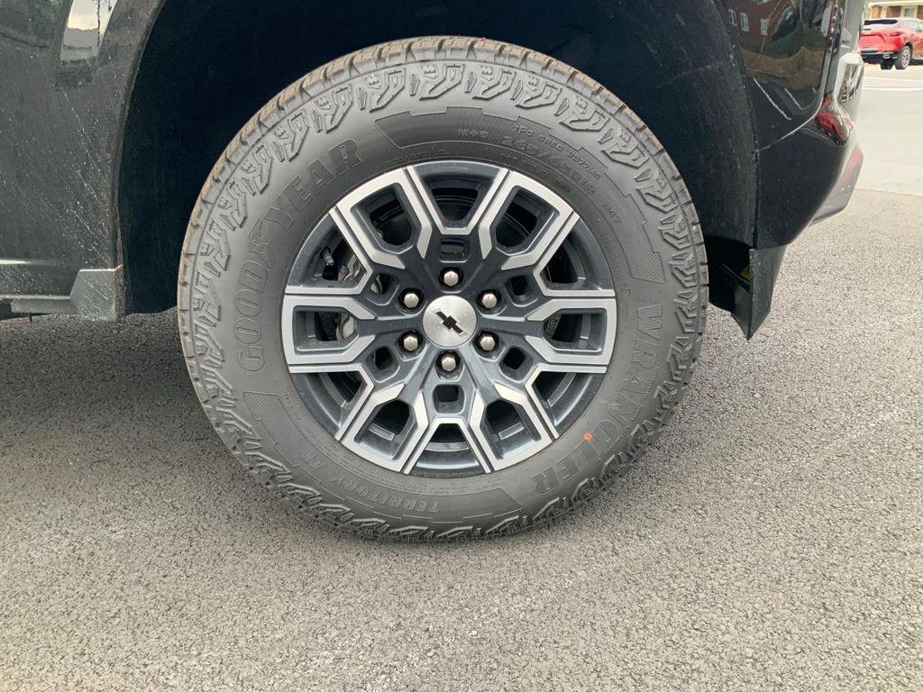 new 2026 Chevrolet Colorado car, priced at $44,670