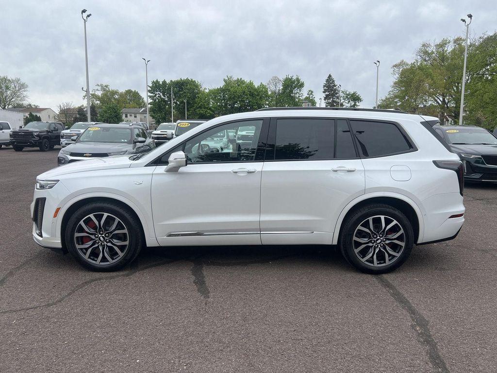 used 2025 Cadillac XT6 car, priced at $58,895