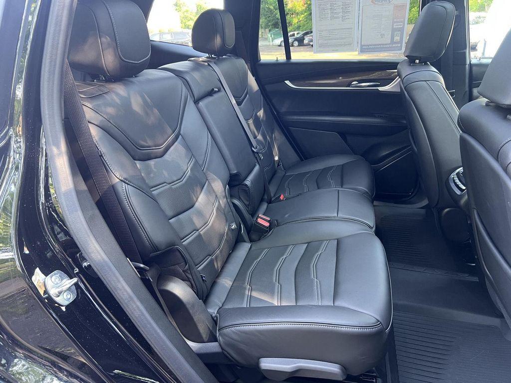 used 2025 Cadillac XT6 car, priced at $52,985