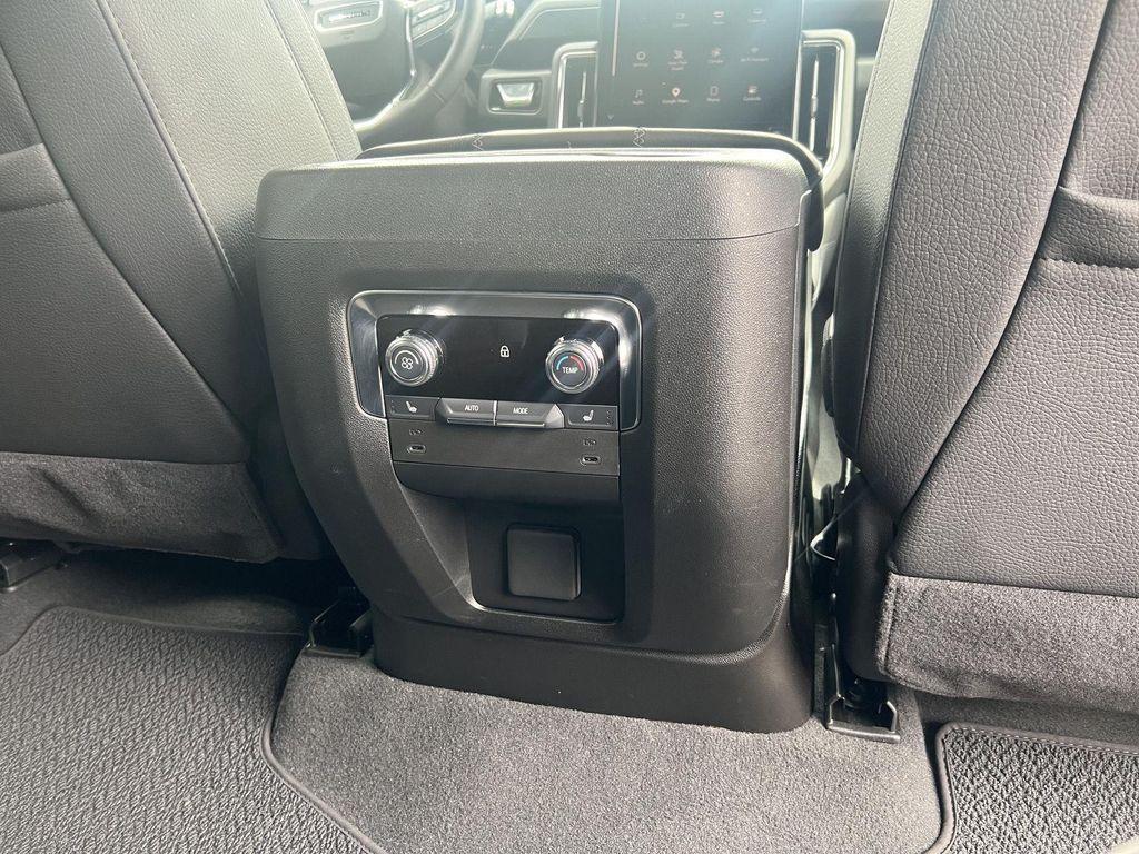 used 2025 GMC Yukon car, priced at $78,995