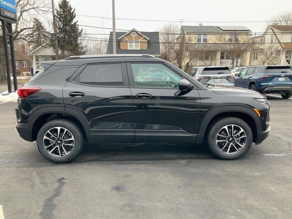 new 2026 Chevrolet TrailBlazer car, priced at $29,975