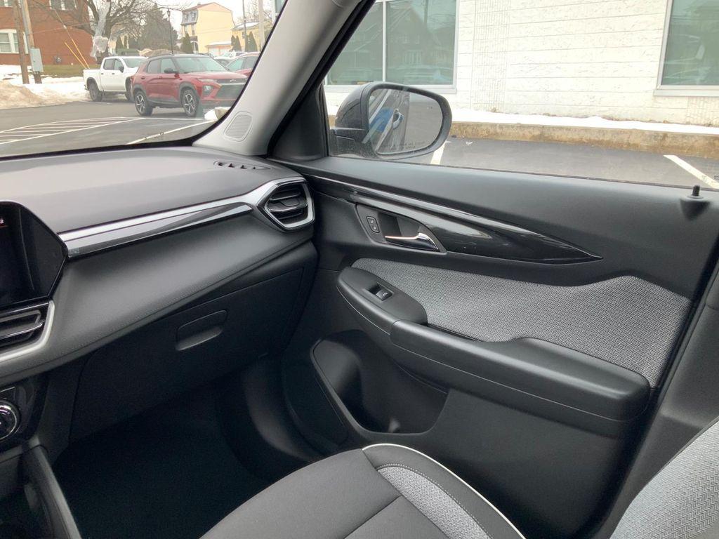 new 2026 Chevrolet TrailBlazer car, priced at $29,975