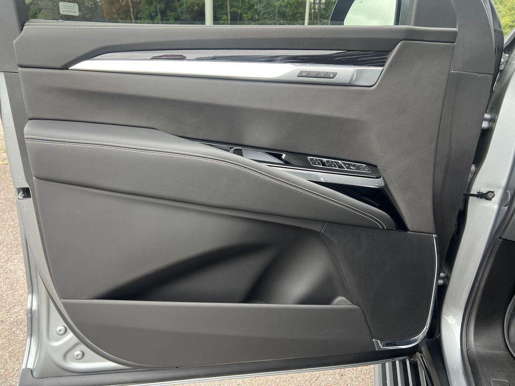 used 2025 Cadillac Escalade ESV car, priced at $99,490
