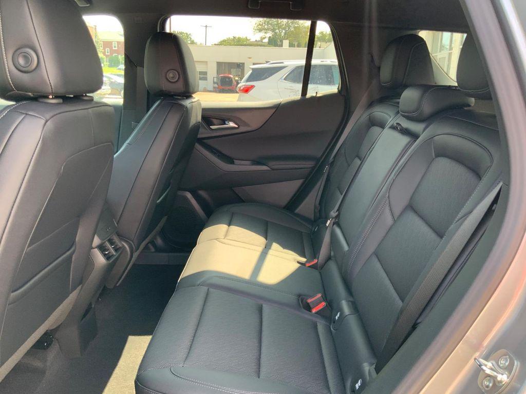 new 2026 Chevrolet Equinox car, priced at $32,768