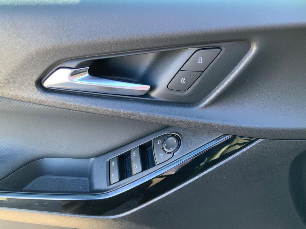 new 2026 Chevrolet Equinox car, priced at $29,945