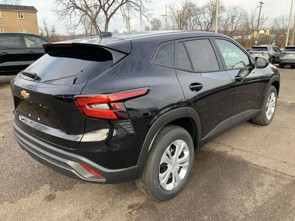 new 2026 Chevrolet Trax car, priced at $23,127