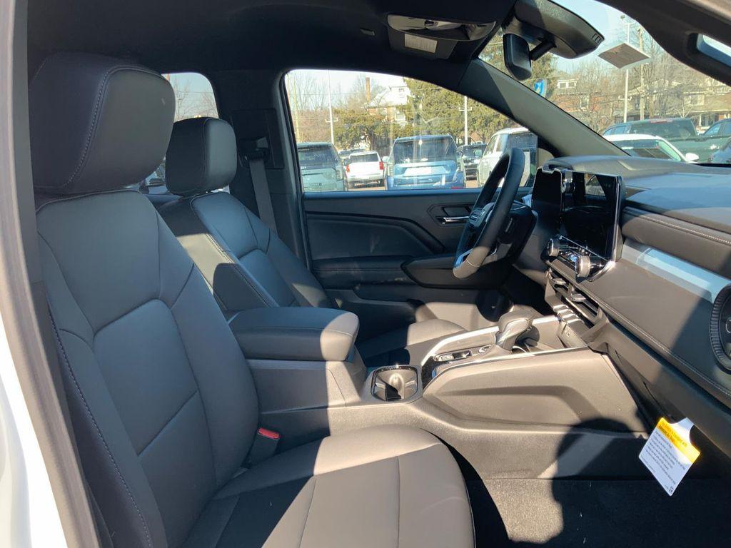 new 2026 Chevrolet Colorado car, priced at $41,440