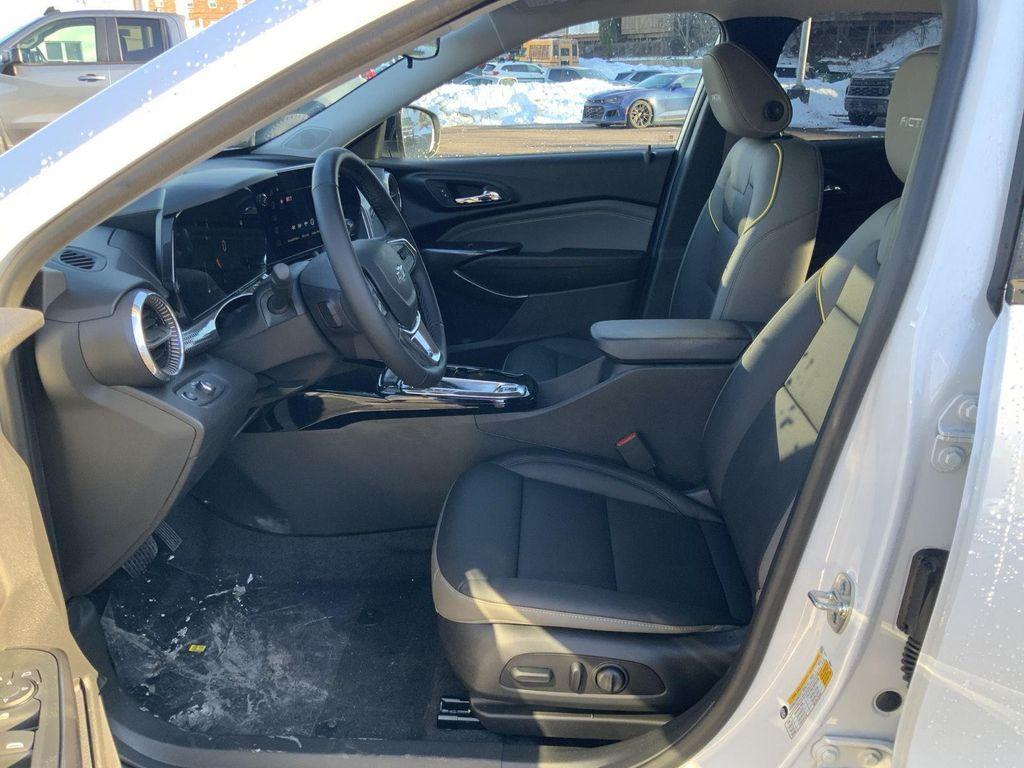 new 2026 Chevrolet Trax car, priced at $26,195