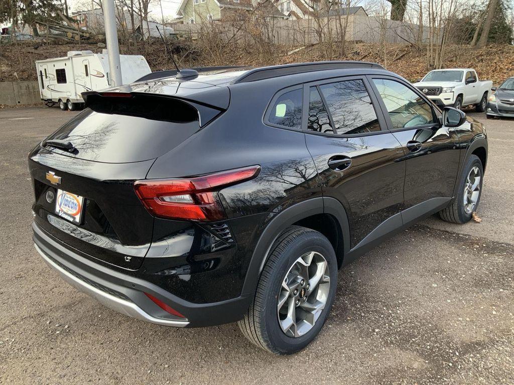 new 2026 Chevrolet Trax car, priced at $25,385