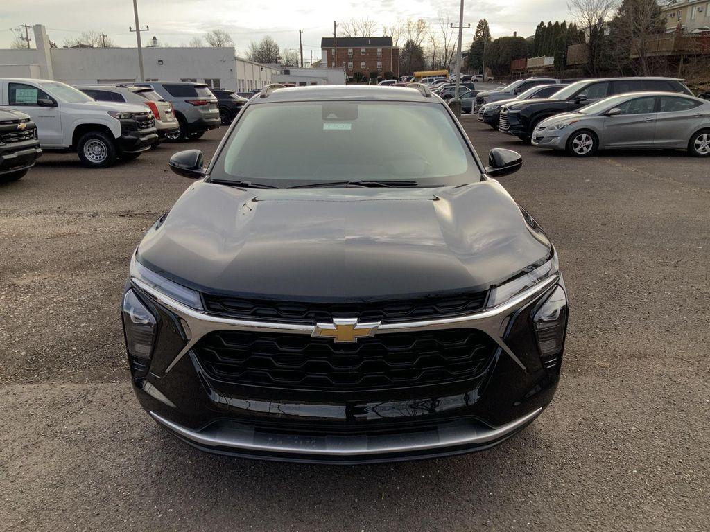 new 2026 Chevrolet Trax car, priced at $25,385