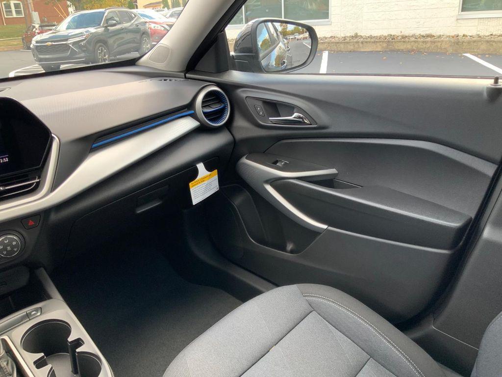 new 2026 Chevrolet Trax car, priced at $23,688