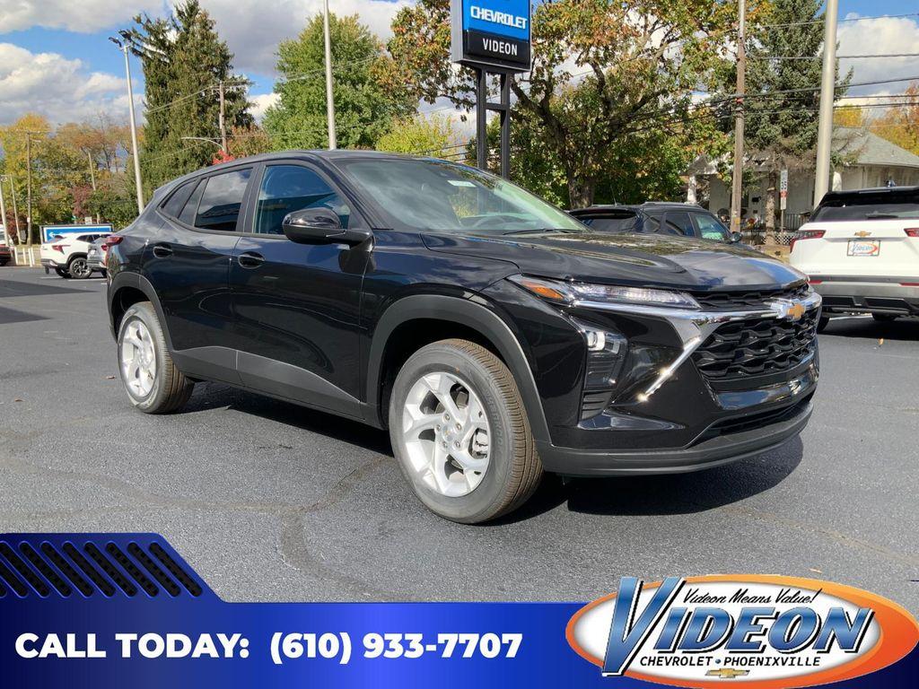 new 2026 Chevrolet Trax car, priced at $23,688