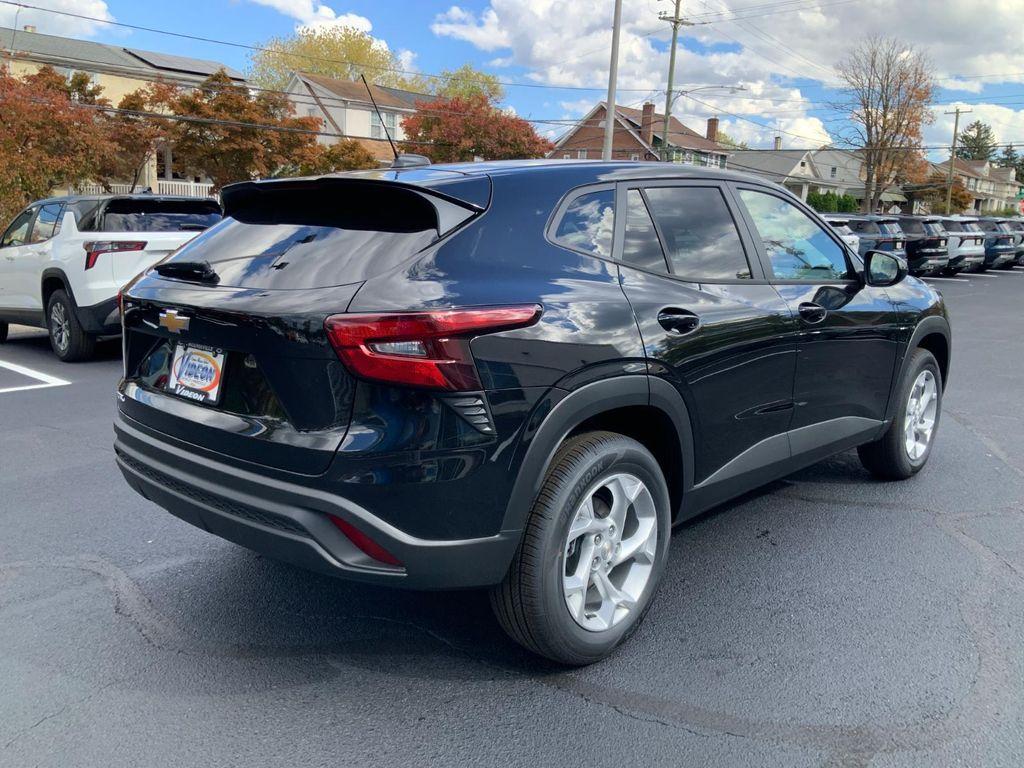 new 2026 Chevrolet Trax car, priced at $23,688
