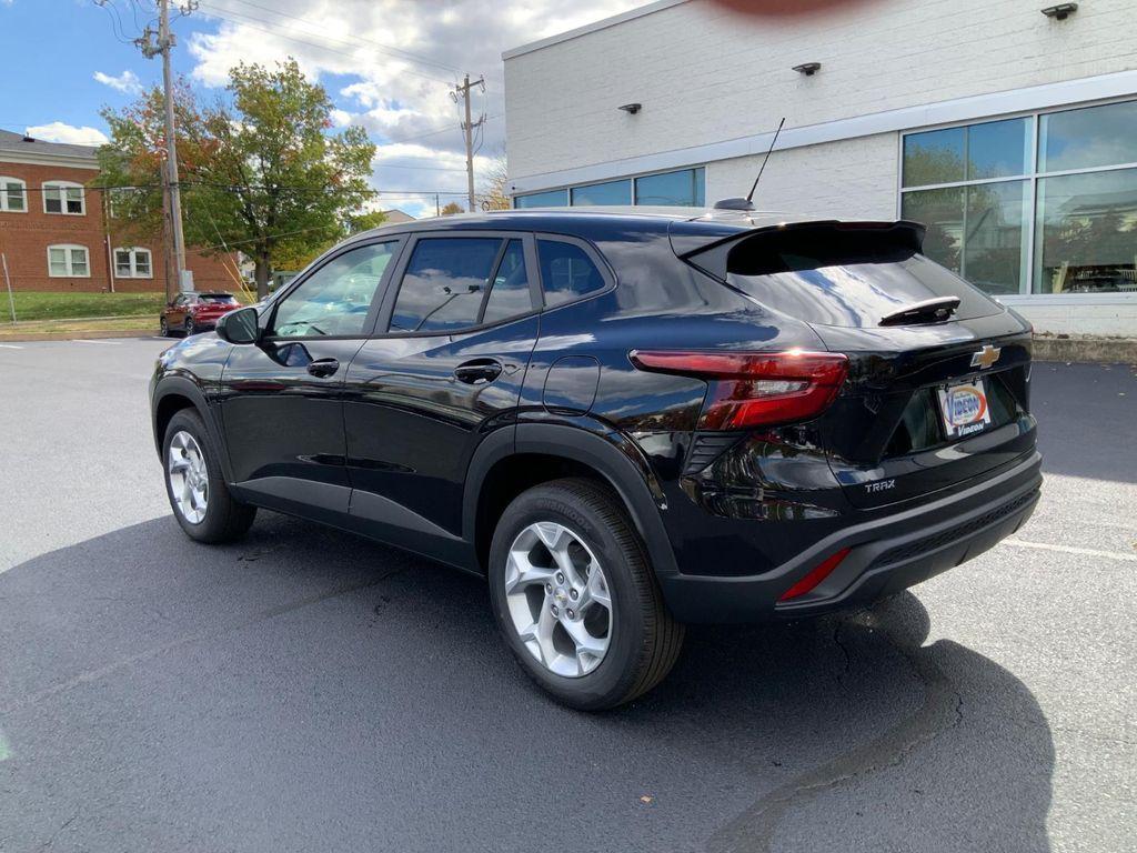 new 2026 Chevrolet Trax car, priced at $23,688