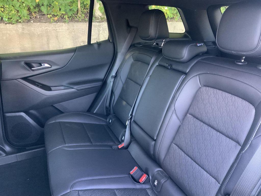 new 2026 Chevrolet Equinox car, priced at $32,768