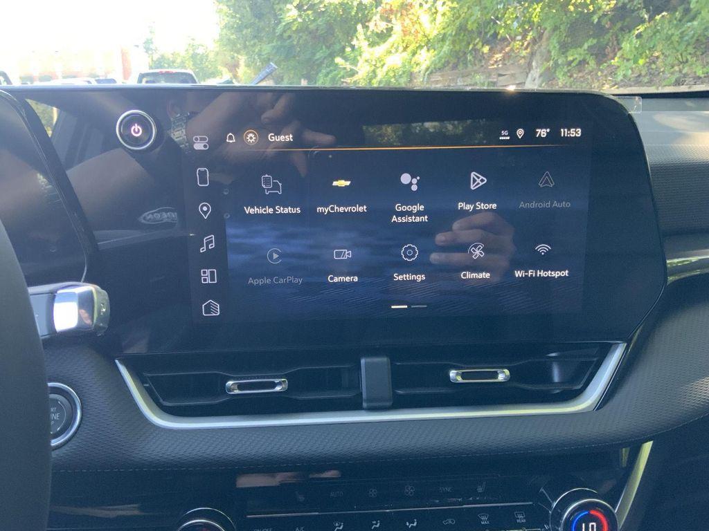 new 2026 Chevrolet Equinox car, priced at $32,768