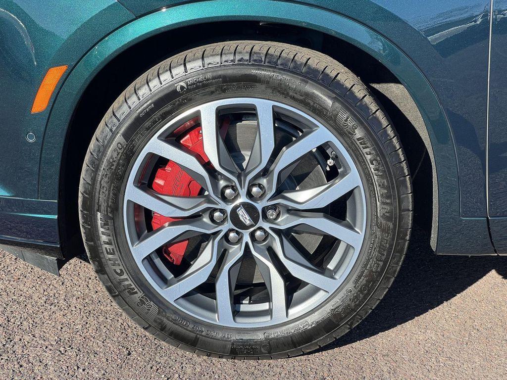 used 2024 Cadillac XT6 car, priced at $48,245