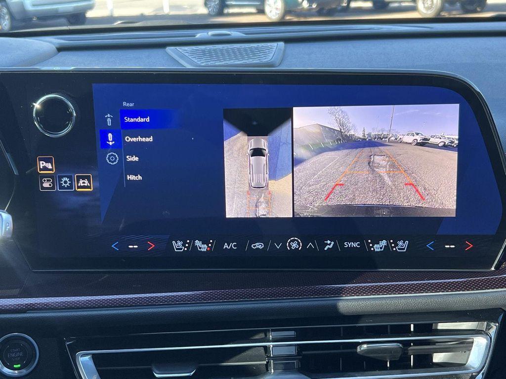 used 2024 Chevrolet Traverse car, priced at $49,895