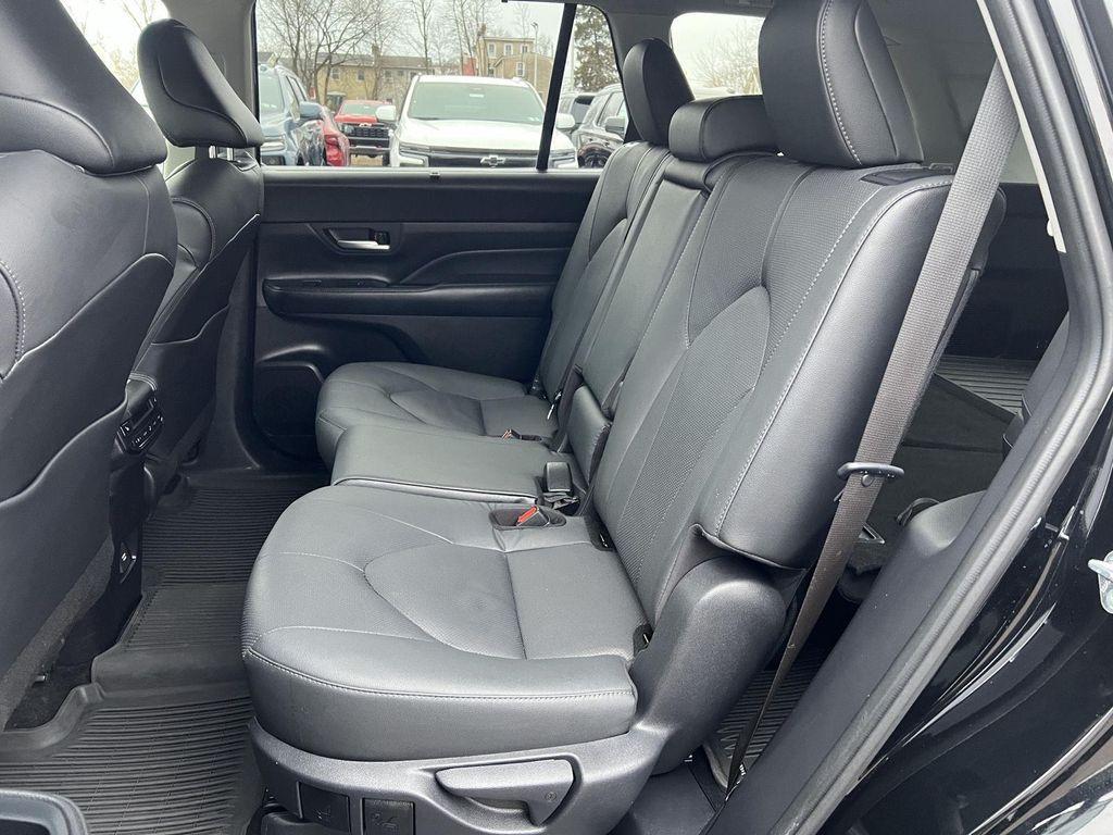 used 2025 Toyota Grand Highlander car, priced at $51,495