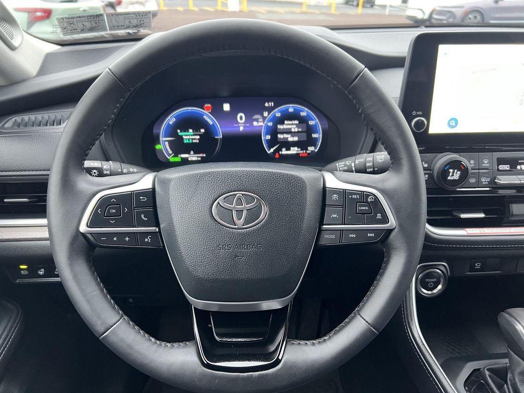 used 2025 Toyota Grand Highlander car, priced at $51,495