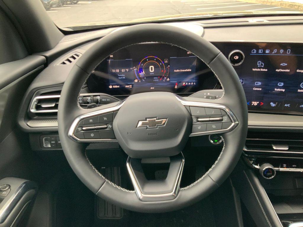 new 2026 Chevrolet Traverse car, priced at $47,404