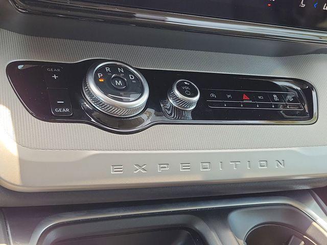 used 2025 Ford Expedition car, priced at $59,850