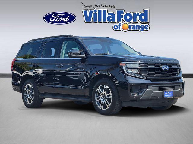 used 2025 Ford Expedition car, priced at $59,850