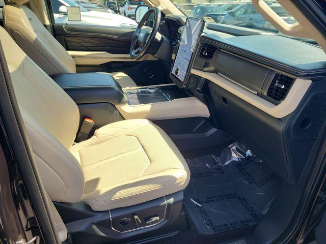 used 2023 Ford Expedition car, priced at $59,701