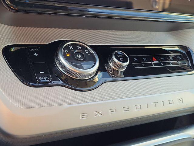 used 2025 Ford Expedition car, priced at $60,350