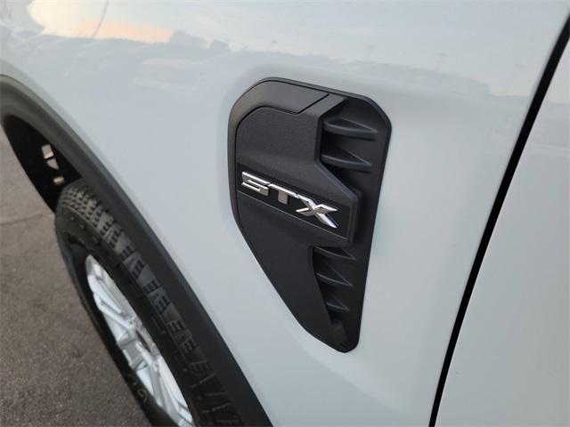new 2025 Ford Ranger car, priced at $32,925