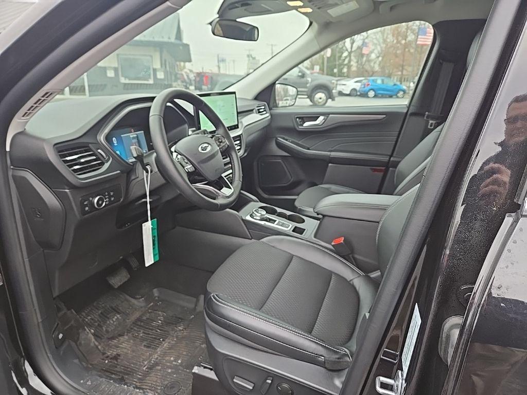 new 2025 Ford Escape car, priced at $34,612