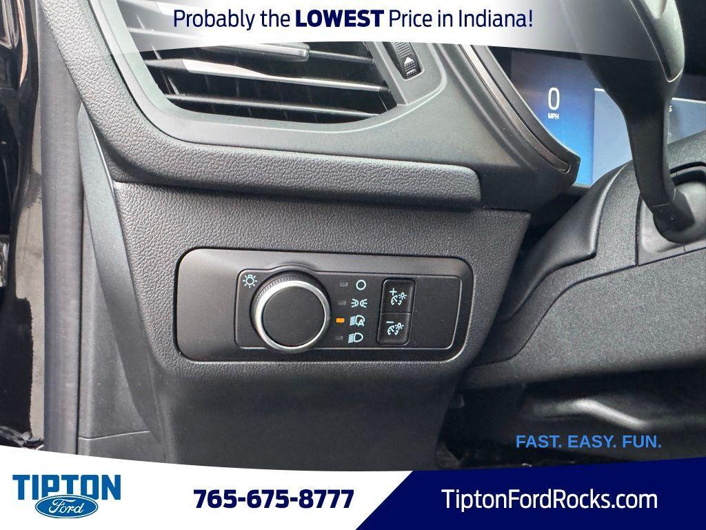 new 2026 Ford Escape car, priced at $25,100