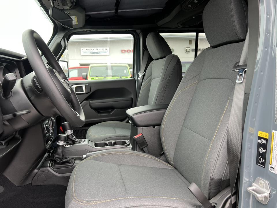 new 2026 Jeep Wrangler car, priced at $43,101