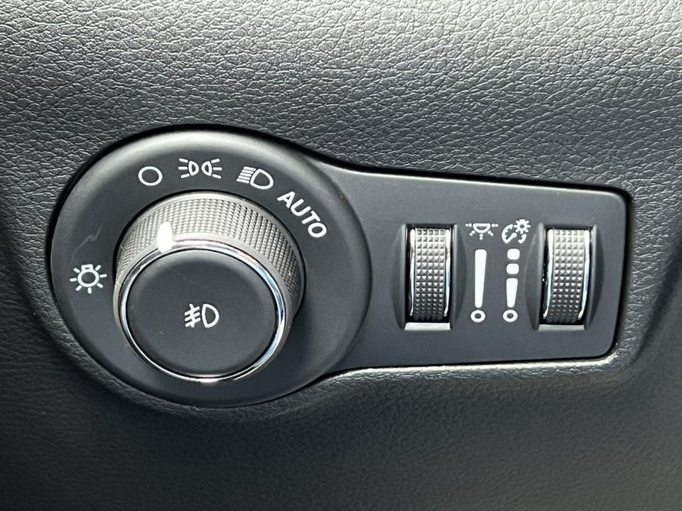 new 2026 Jeep Compass car, priced at $31,556