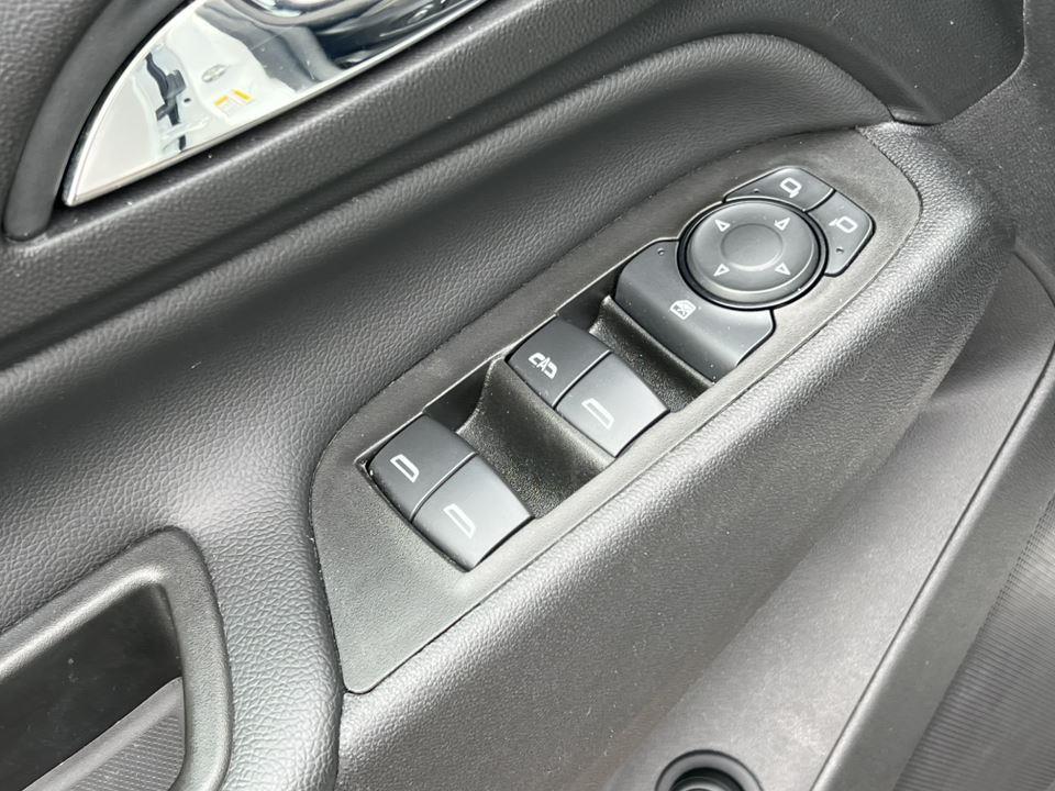 used 2021 Chevrolet Equinox car, priced at $17,990