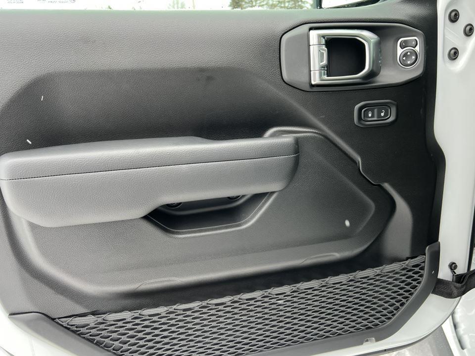 new 2026 Jeep Wrangler car, priced at $51,238