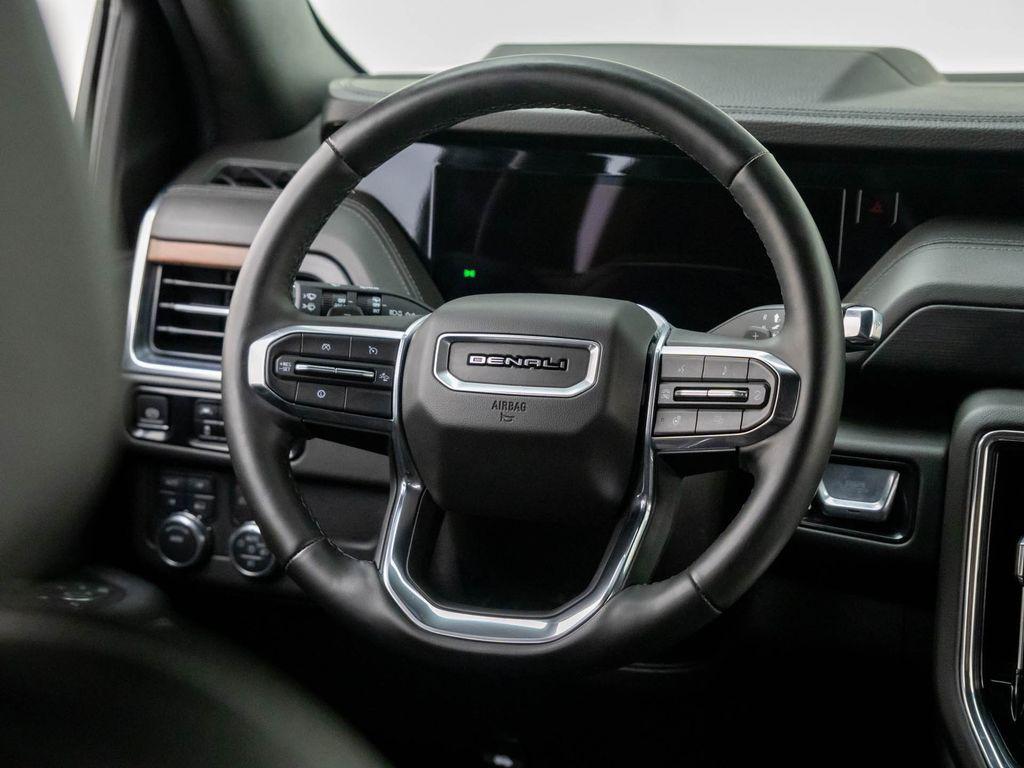 used 2025 GMC Yukon car, priced at $69,591