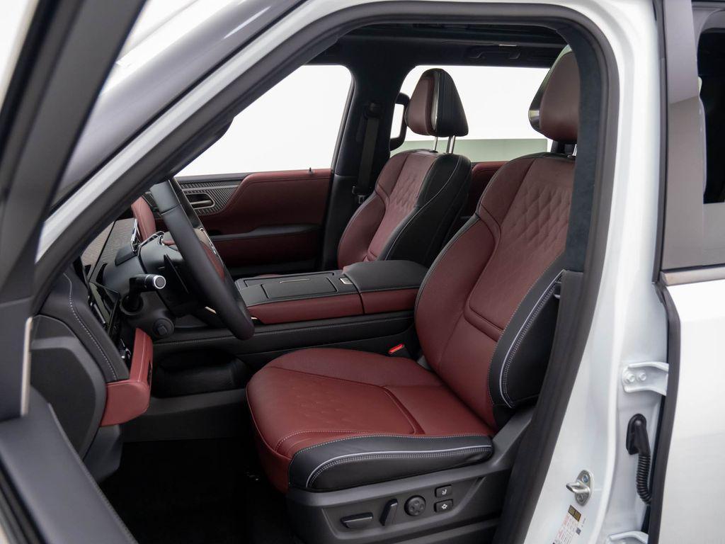 new 2026 INFINITI QX80 car, priced at $103,673