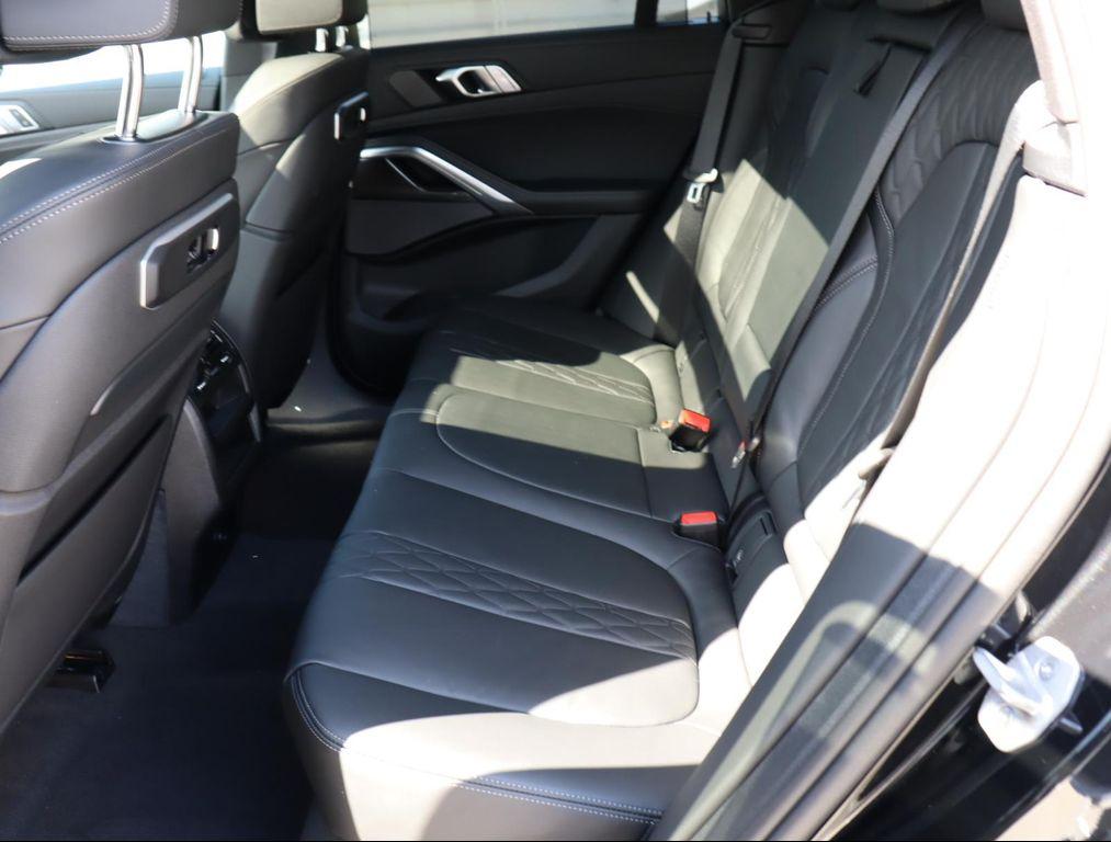 new 2026 BMW X6 car, priced at $109,515