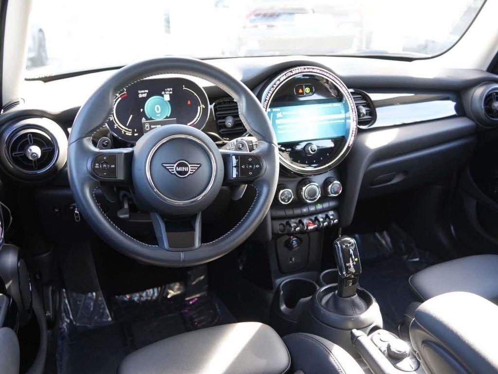 used 2022 MINI Hardtop car, priced at $22,880