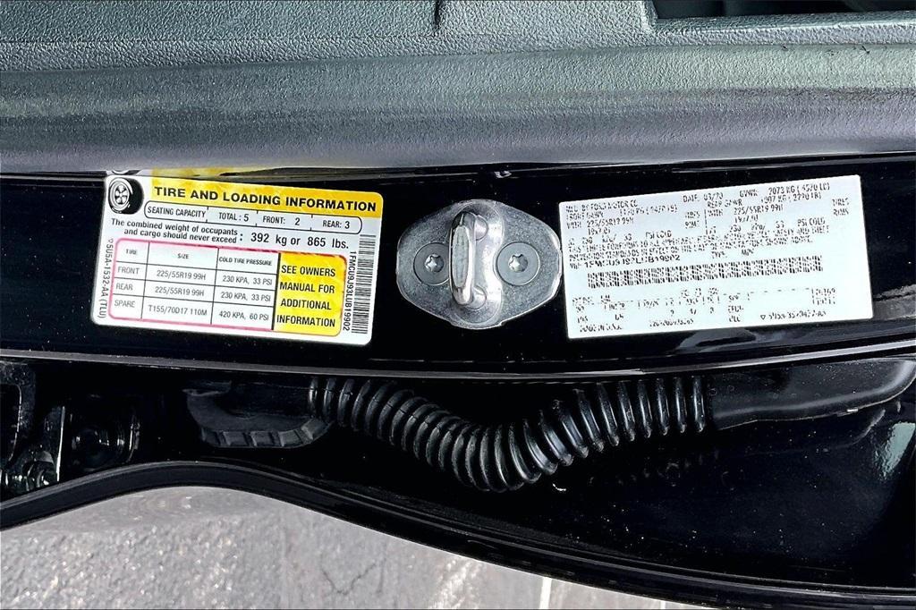 used 2020 Ford Escape car, priced at $15,999