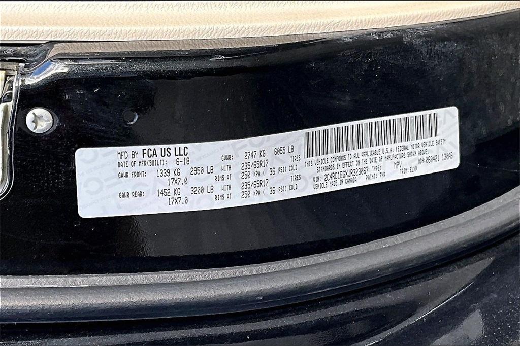 used 2018 Chrysler Pacifica car, priced at $14,399